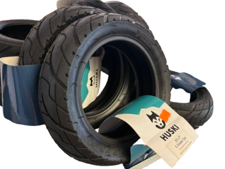 Tyre - 8.5 x 3"
